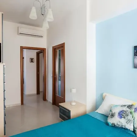 Sorrento, The Sweet Life, Central, With Panorama *