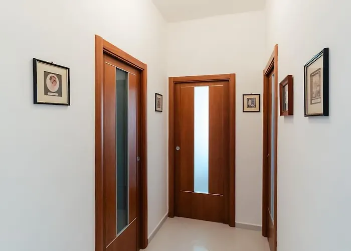 Sorrento, The Sweet Life, Central, With Panorama * 索伦托