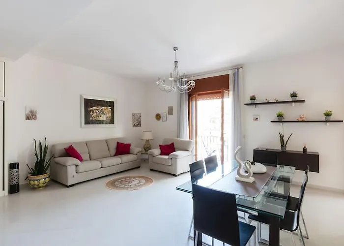 Sorrento, The Sweet Life, Central, With Panorama 索伦托