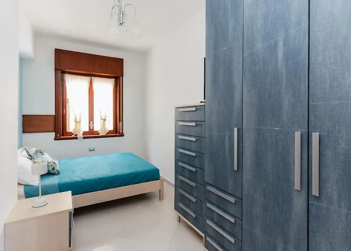 Sorrento, The Sweet Life, Central, With Panorama