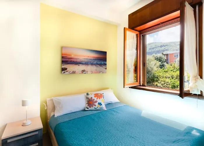 Sorrento, The Sweet Life, Central, With Panorama * Sorrente