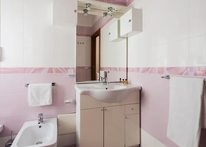 Sorrento, The Sweet Life, Central, With Panorama